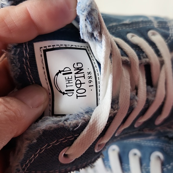 NEW never worn. Canvas Sneakers, Blue Denim Mule Slides, Raw edge trim. 8 1/2 - Picture 4 of 6